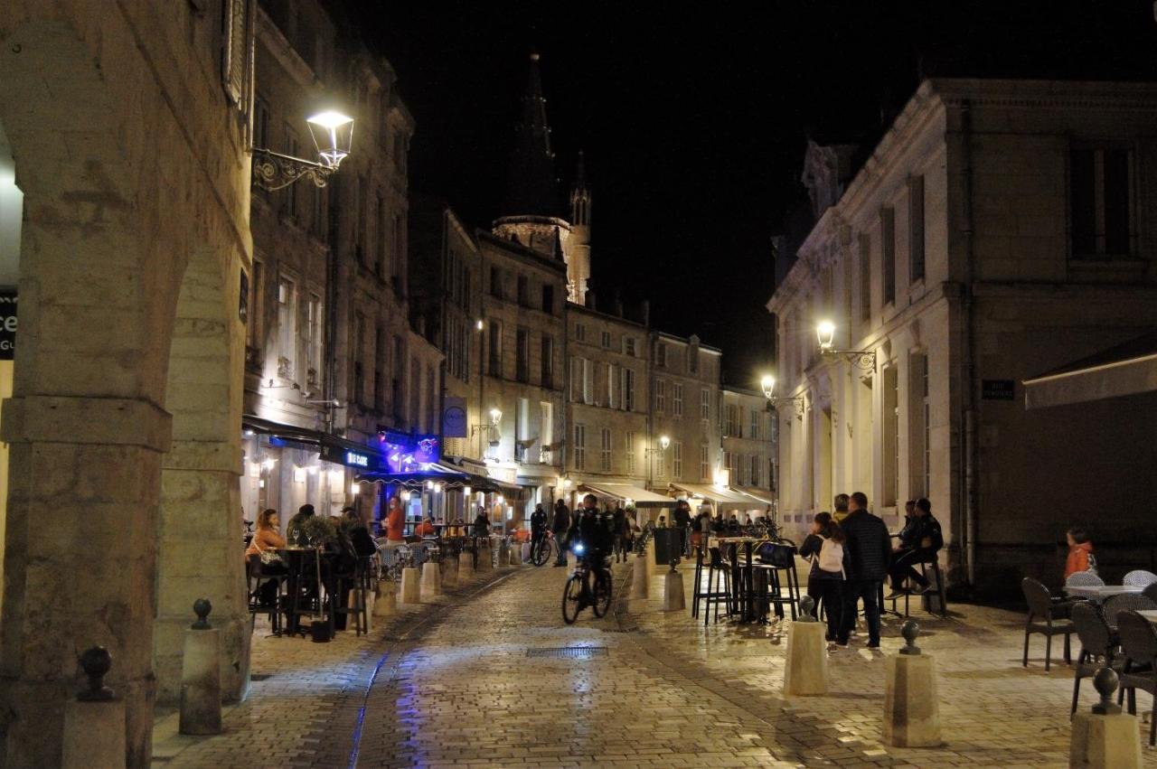 - Le Petit Rochelais -Calme&Cosy- Wifi-Netflix Lägenhet La Rochelle  Exteriör bild